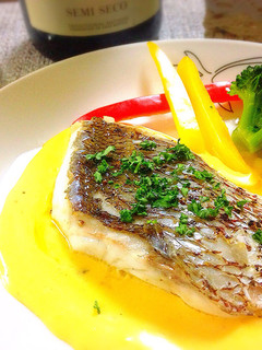 真鯛のソテー!オランデーズソース♪-レシピのメイン写真