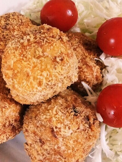 余った筑前煮のリメイクコロッケ-レシピのメイン写真