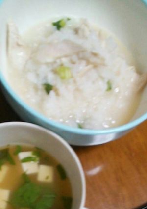 葉付き大根で七草粥風*ほぐし茹で鶏入り-レシピのメイン写真