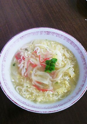 サッポロ一番塩ラーメンでカニカマあんかけ-レシピのメイン写真