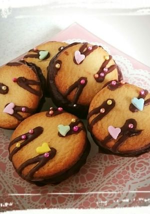 チョココで簡単デコ☆生チョコサンド-レシピのメイン写真