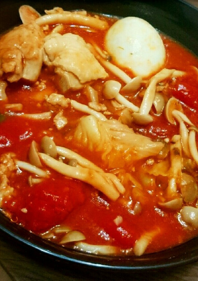 簡単。鶏肉と豚挽き肉のトマト煮-レシピのメイン写真
