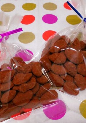 簡単！アーモンドチョコ～バレンタインに～-レシピのメイン写真
