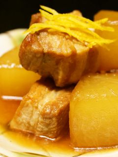 味が染み込む豚バラ肉と大根の煮込み-レシピのメイン写真