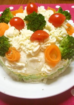 子供も喜ぶ　ポテトサラダケーキ-レシピのメイン写真