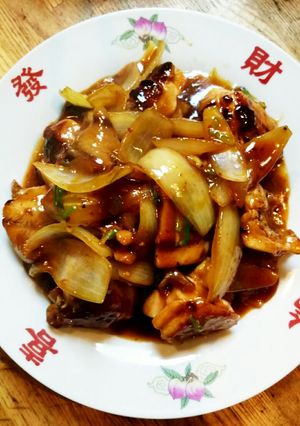 鶏肉と玉ねぎのチリソース炒め-レシピのメイン写真