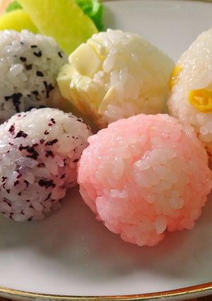 カラフルおにぎり２７５松小-レシピのメイン写真