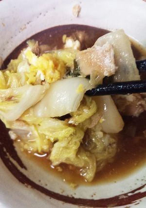 白菜まるごとツナ缶詰の簡単♪お鍋-レシピのメイン写真