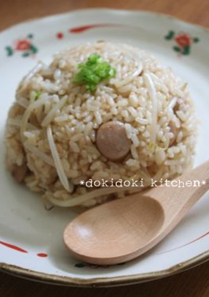 もやしとウィンナーのオイマヨ炒飯-レシピのメイン写真