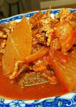 辛うま~☆大根と牛肉のキムチ煮-レシピのメイン写真