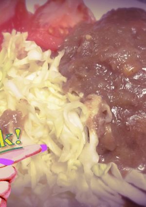残ったカレーを♪ カレー煮込みハンバーグ-レシピのメイン写真