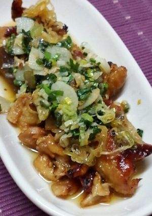 カリカリ鶏皮の焦がしにんにくネギ油-レシピのメイン写真
