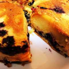 รูปของ 簡単✩リンゴとブルーベリーのケーキ