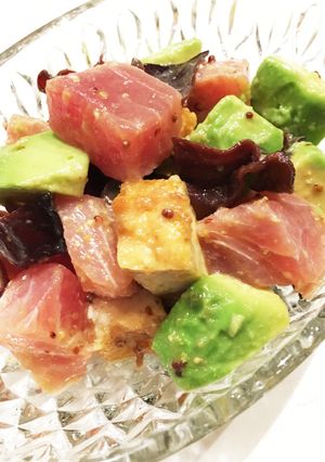 簡単♪マグロとアボカドのからしソース和え-レシピのメイン写真