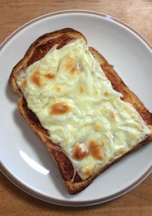 簡単！手作りピザソースでピザトースト-レシピのメイン写真