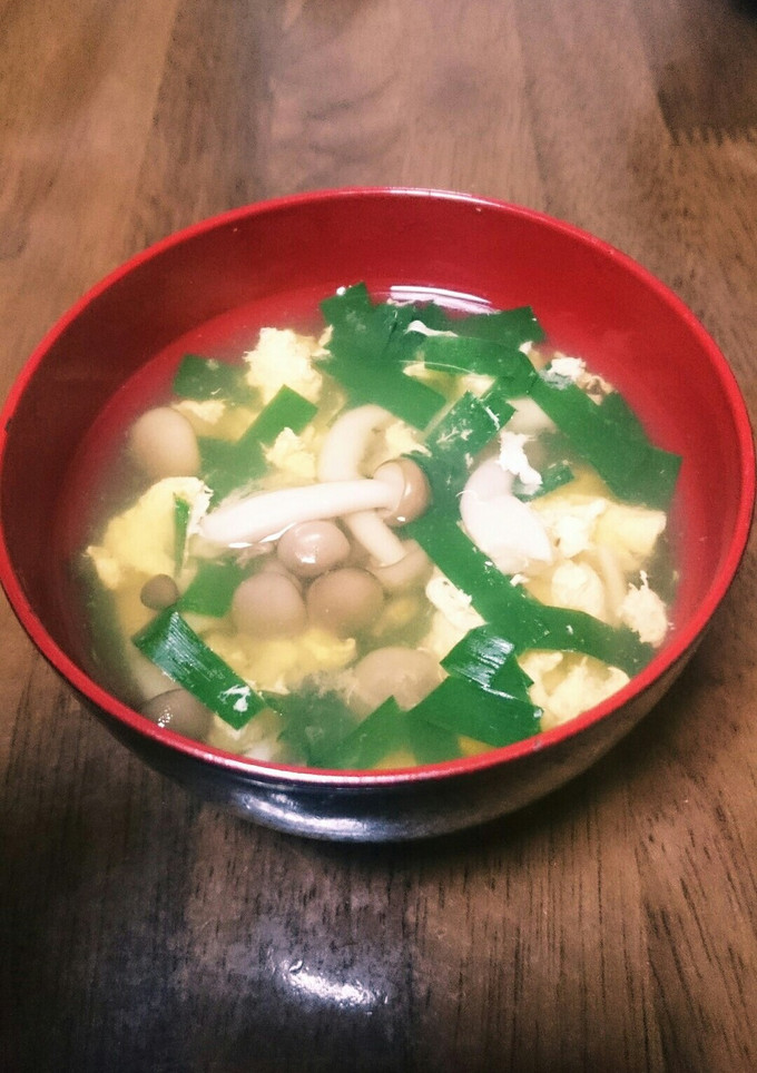 簡単！ニラとしめじのかき玉汁-レシピのメイン写真