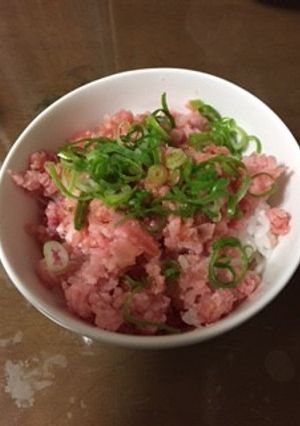 簡単☆まぐろのたたき丼-レシピのメイン写真