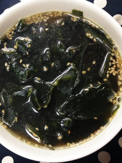 速攻♪たっぷりわかめスープ-レシピのメイン写真