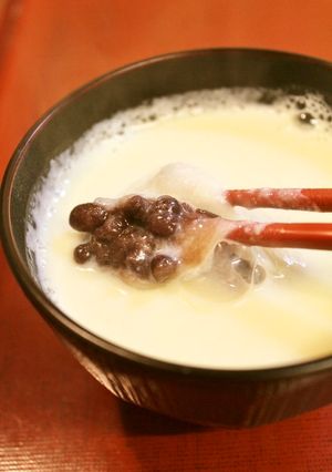 あん餅入り♪豆乳と甘酒のぜんざい(汁粉)-レシピのメイン写真