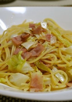 キャベツのピリ辛にんにくバター醤油パスタ-レシピのメイン写真