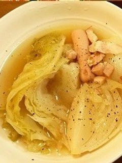 ★ダッチオーブンでキャベツの丸ごと煮-レシピのメイン写真