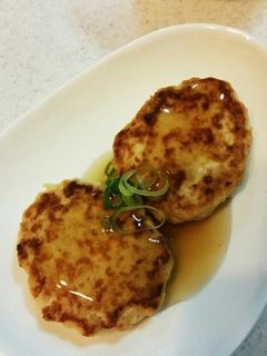 鶏ミンチで作る照り焼きハンバーグ-レシピのメイン写真