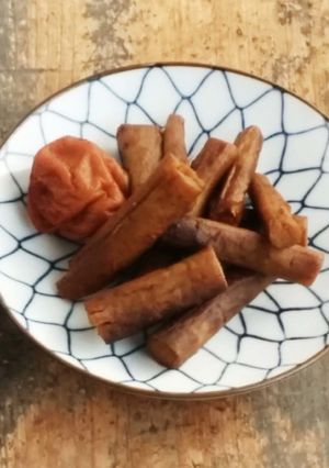 ほったらかし！材料２つ！梅ごぼう-レシピのメイン写真