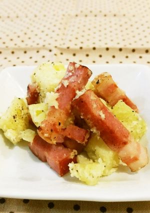 じゃがいもとベーコンのホットサラダ-レシピのメイン写真
