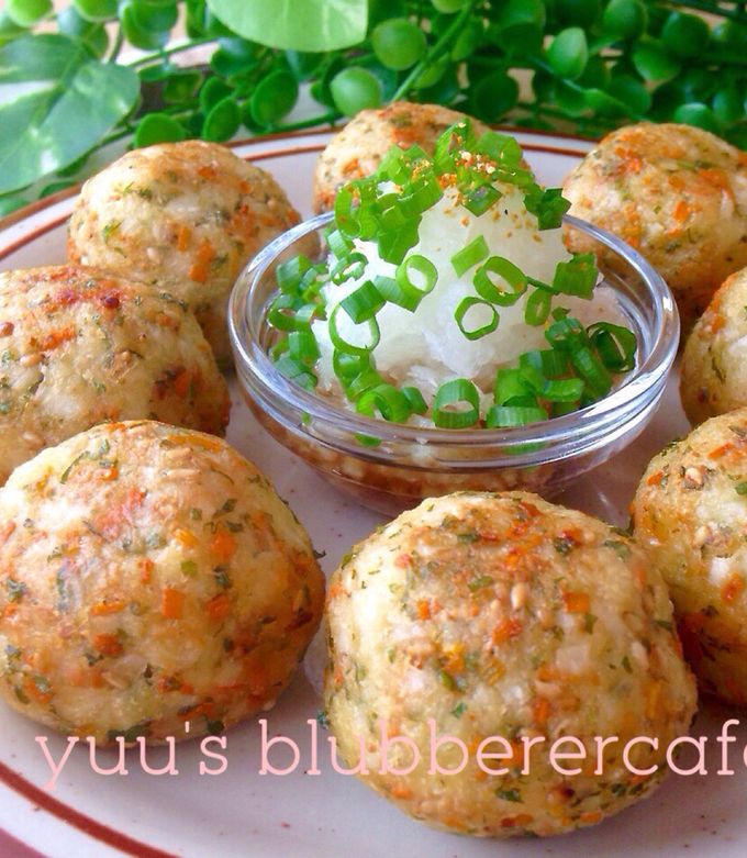 ダブル食感♡大葉香る蓮根ボール揚げ by 優雨 【クックパッド】 簡単