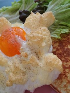 スフレ目玉焼き-レシピのメイン写真