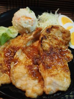 最強コンビ!「豚生姜焼き+ポテトサラダ」-レシピのメイン写真