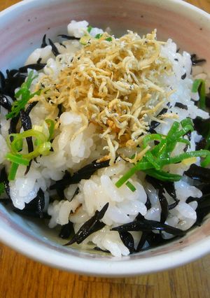 ひじきご飯withカリカリちりめんじゃこ-レシピのメイン写真