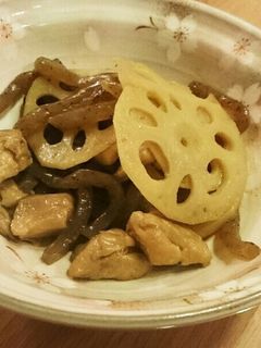 簡単美味♪レンコンと蒟蒻の炒め煮-レシピのメイン写真