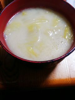 上品な甘さで⭐白菜味噌汁-レシピのメイン写真