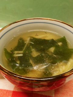 えのきとわかめのコンソメスープ♪-レシピのメイン写真