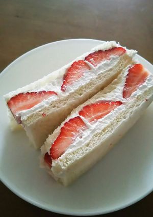 簡単☆いちごのスイーツサンド-レシピのメイン写真