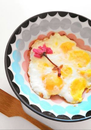 １個の卵で白身と分けずに水玉目玉焼き-レシピのメイン写真