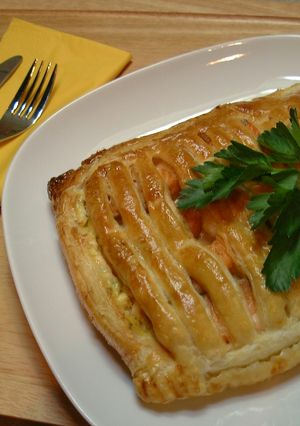 簡単ごちそう気分♪サーモンタルタルパイ-レシピのメイン写真