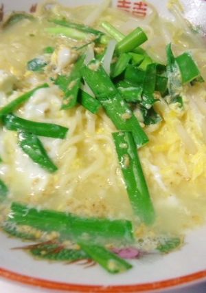 ５０年後も♪簡単ニラタマもやし塩らーめん-レシピのメイン写真