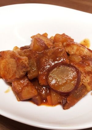 フライパン*豚さつま芋りんごのトマト煮込-レシピのメイン写真