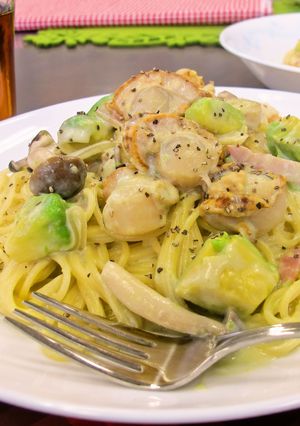 ほたてとアボカドのクリームパスタ-レシピのメイン写真