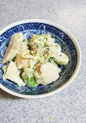 茹で鶏と炒り卵、胡桃入り♡アボカドサラダ-レシピのメイン写真