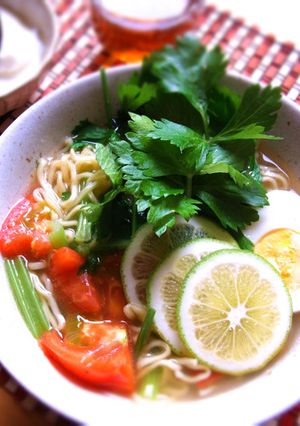 トマトとパクチーのエスニック塩ラーメン-レシピのメイン写真