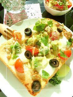 わさび漬け×いか塩辛×アボカドのトースト-レシピのメイン写真