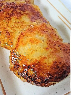 余ったお餅で!モッチモチのポテトもち♡-レシピのメイン写真