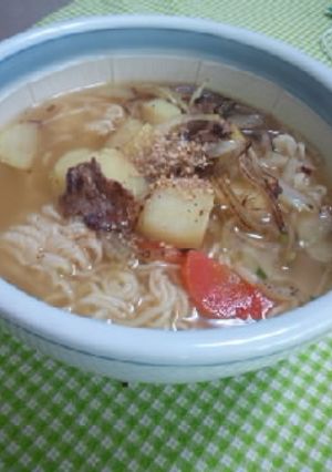 サッポロ一番塩肉じゃが塩ラーメン-レシピのメイン写真