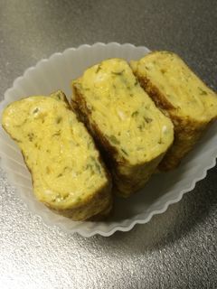 簡単☆おかずになる卵焼き♪味少し濃いめ☆-レシピのメイン写真