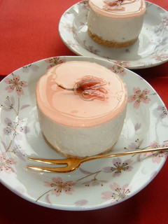 桜のレアチーズケーキ♪-レシピのメイン写真