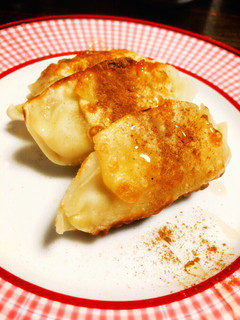 余った餃子の皮で!さつまいもクリチ餃子♡-レシピのメイン写真