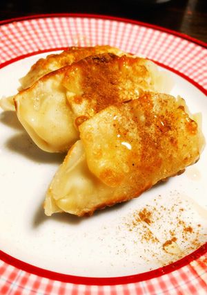 余った餃子の皮で！さつまいもクリチ餃子♡-レシピのメイン写真